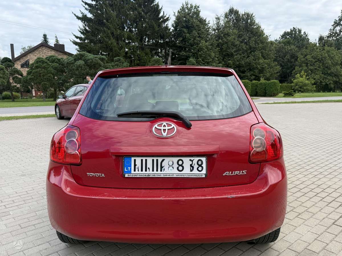 Toyota Auris, 1.6 l., hatchback