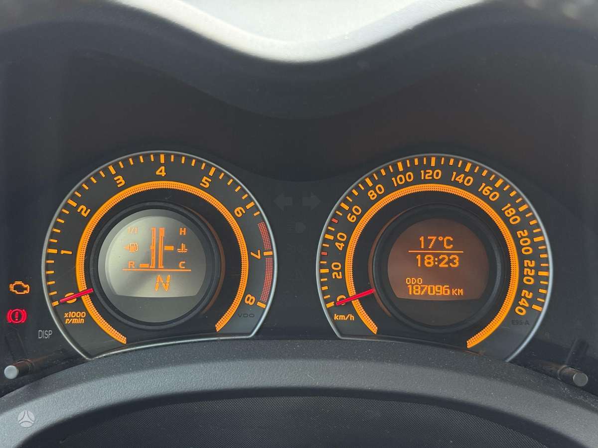 Toyota Auris, 1.6 l., hatchback