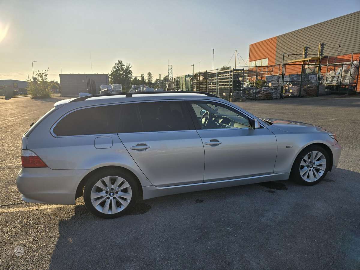 BMW 520, 2.0 l., Универсал