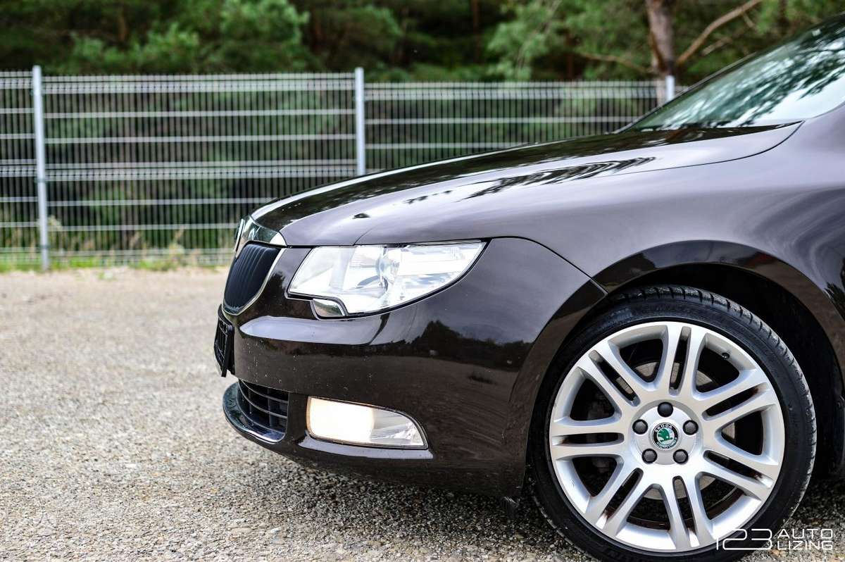 Škoda Superb - 2