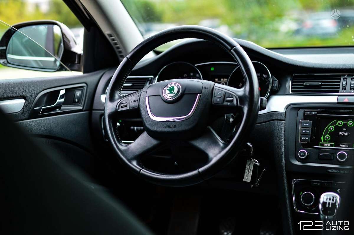 Skoda Superb, 1.6 l., Универсал