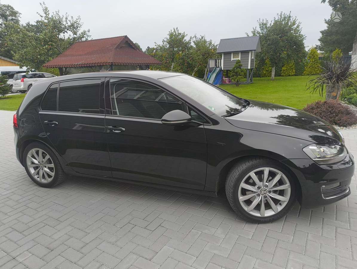Volkswagen Golf - 3