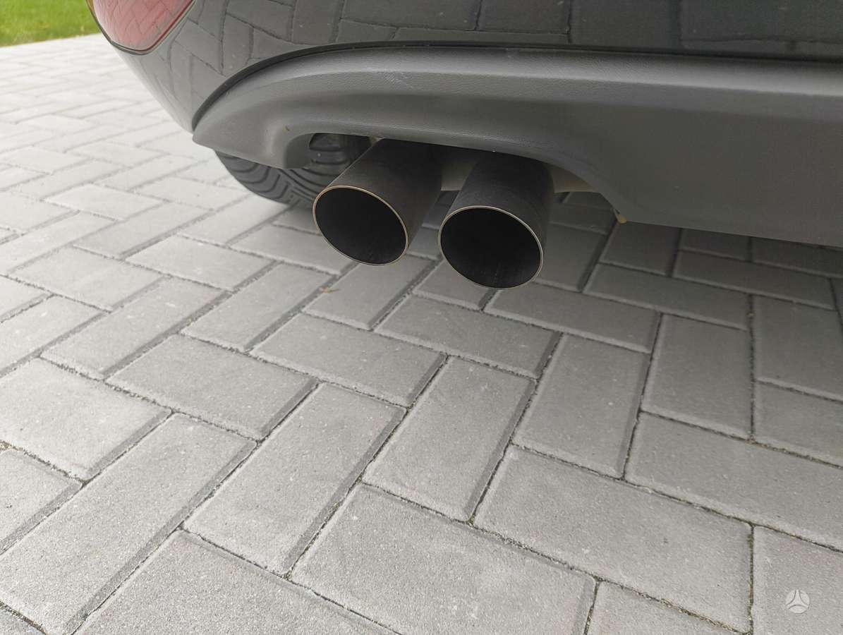 Volkswagen Golf - 7