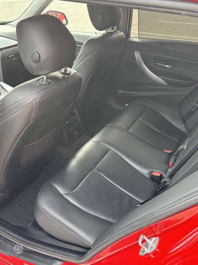 BMW 320, 2.0 l., wagon