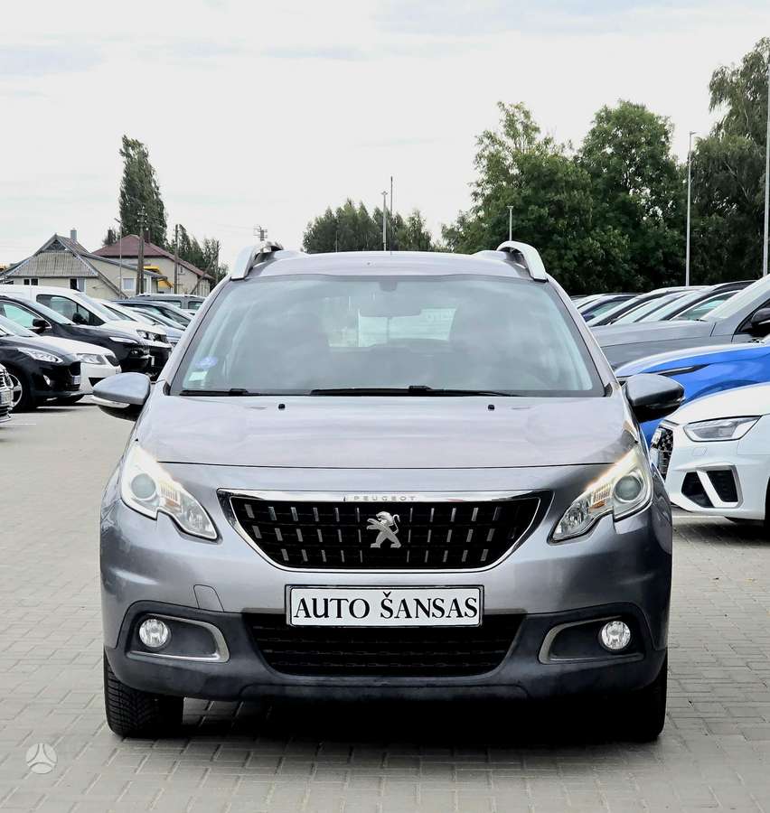 Peugeot 2008, 1.2 l., hatchback