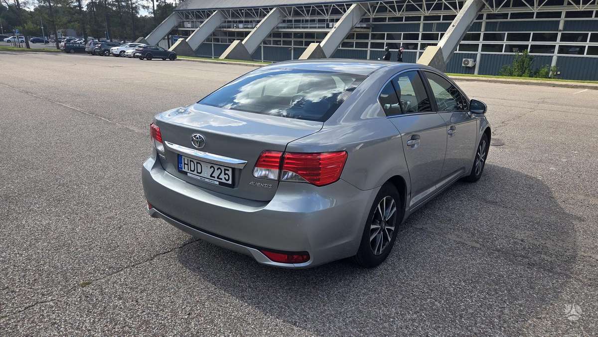 Toyota Avensis - 3