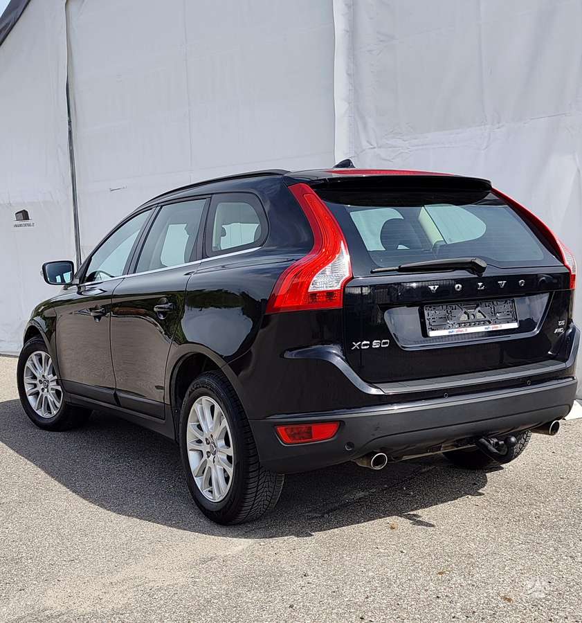 Volvo XC60 - 2