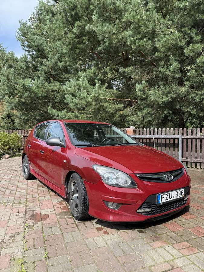 Hyundai i30, 1.6 l., hatchback