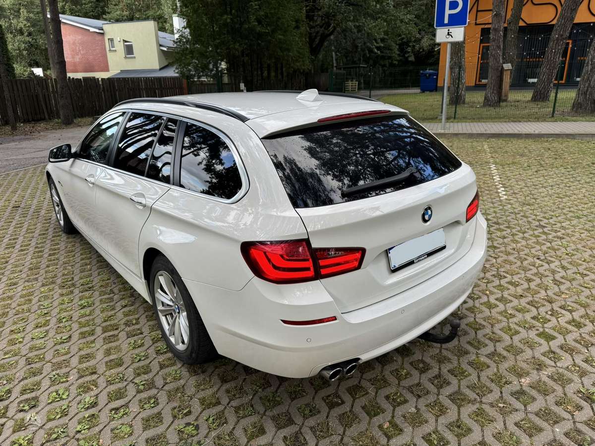 BMW 520, 2.0 l., universalas