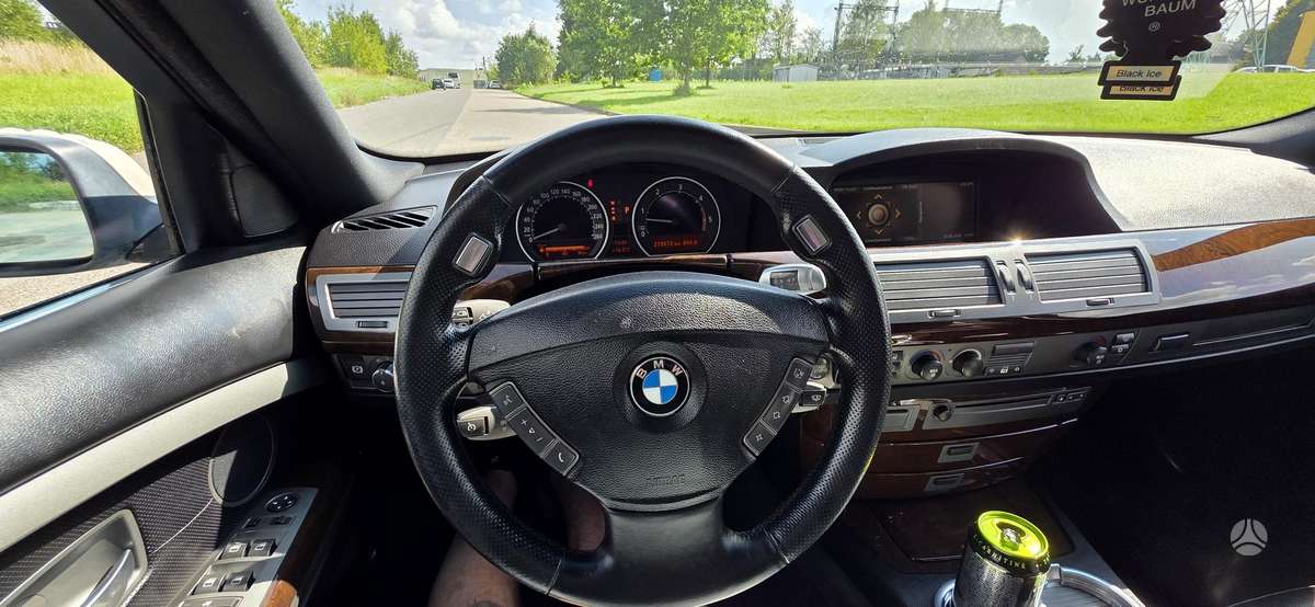 BMW 730, 3.0 l., Седан