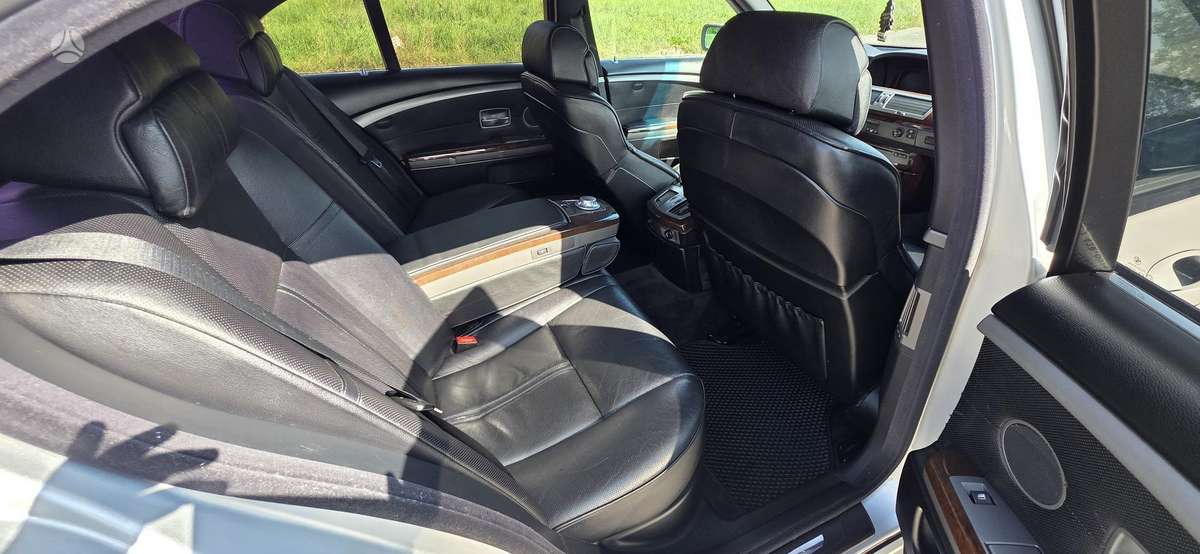 BMW 730, 3.0 l., Седан
