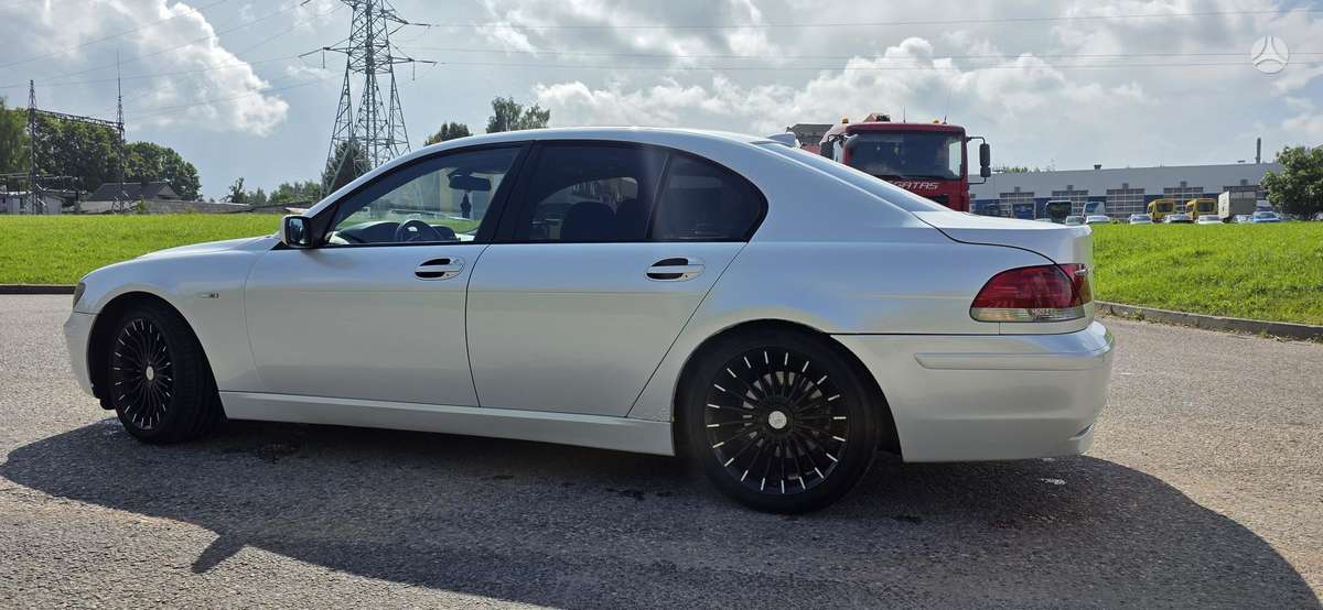 BMW 730, 3.0 l., Седан