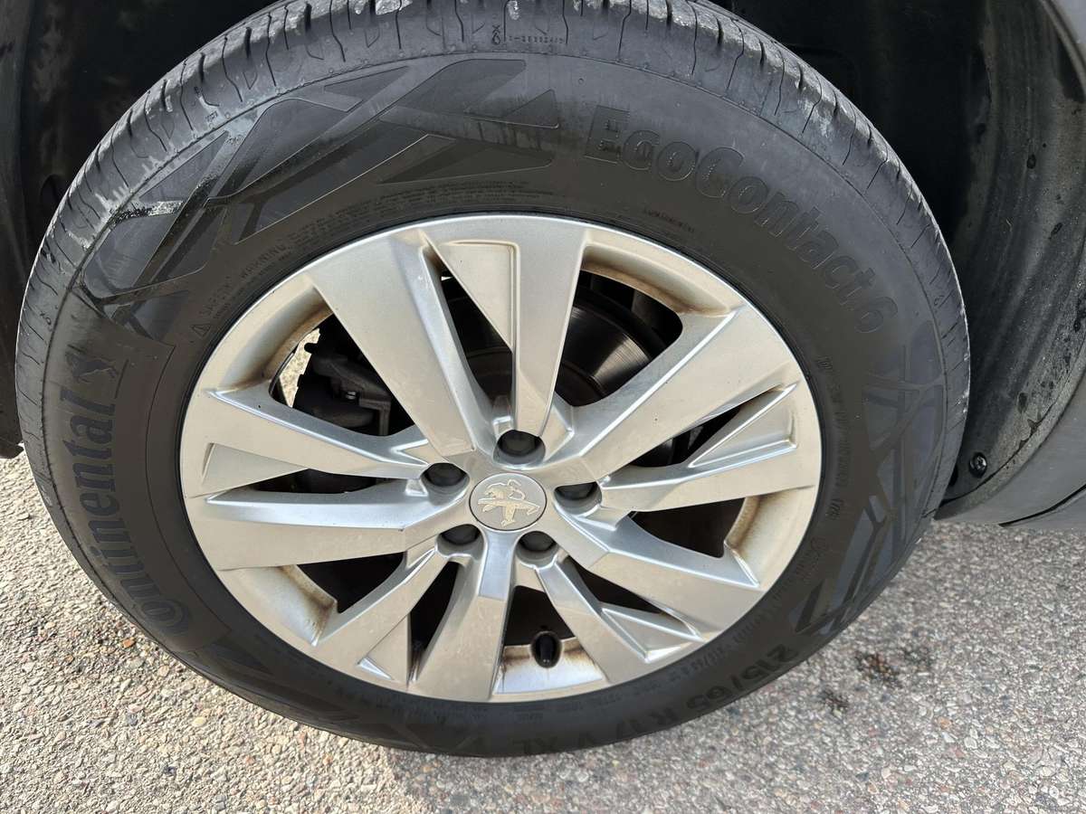Peugeot 5008 - 9