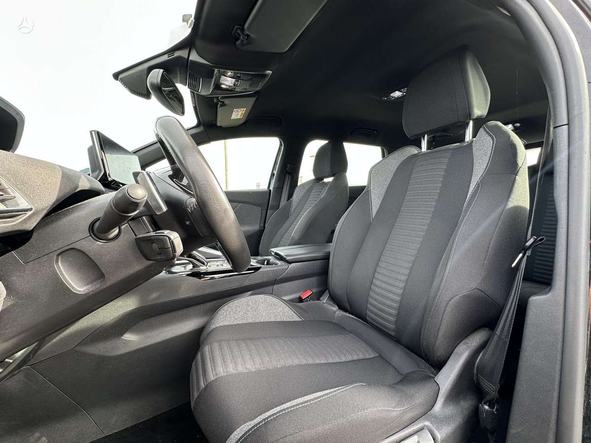Peugeot 5008 - 10