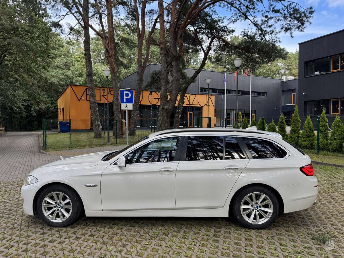 BMW 520, 2.0 l., universalas