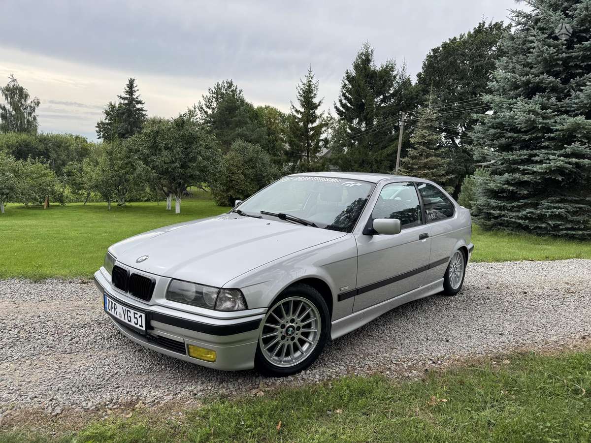 BMW 316, 1.9 l., Хэтчбек