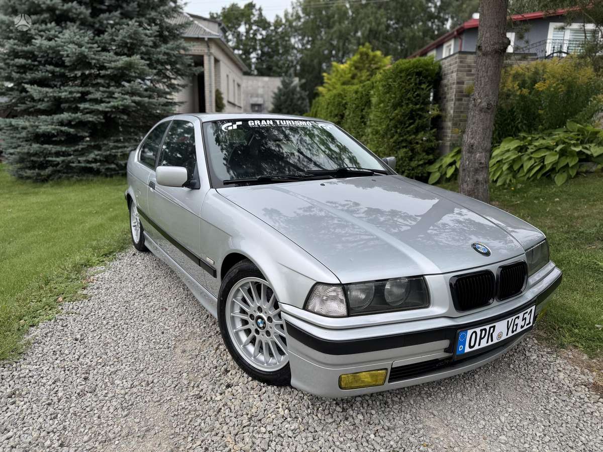 BMW 316, 1.9 l., Хэтчбек