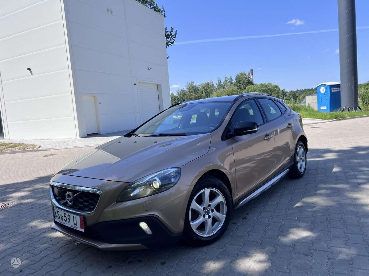 Volvo V40 Cross Country - 2