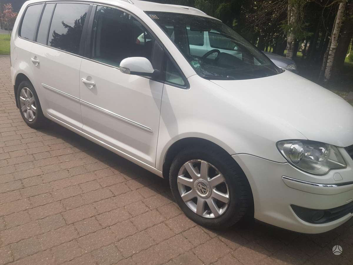 Volkswagen Touran - 7