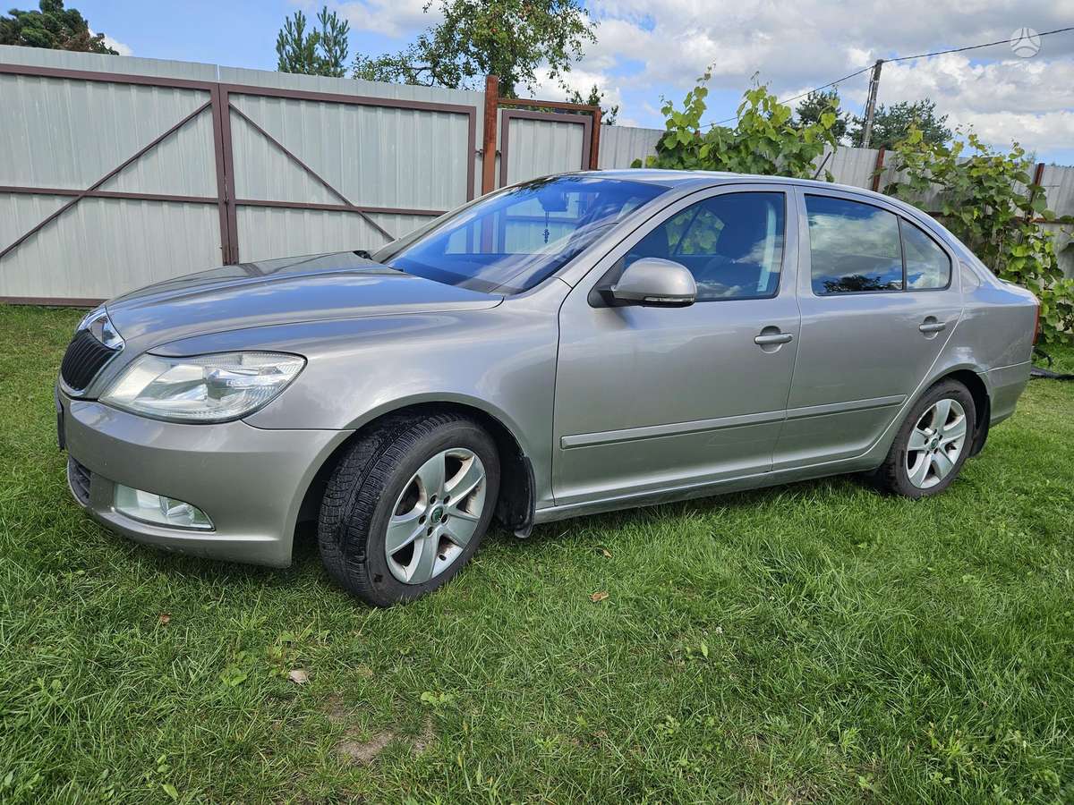 Škoda Octavia - 2