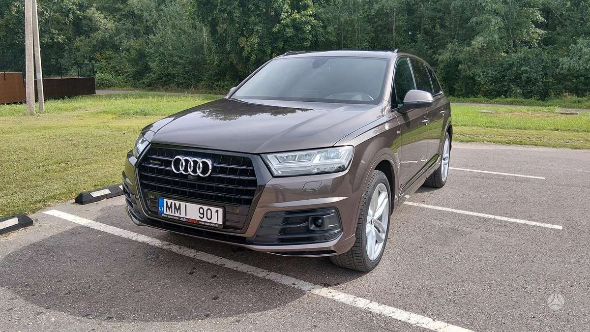Audi Q7, 3.0 l., off-road / crossover