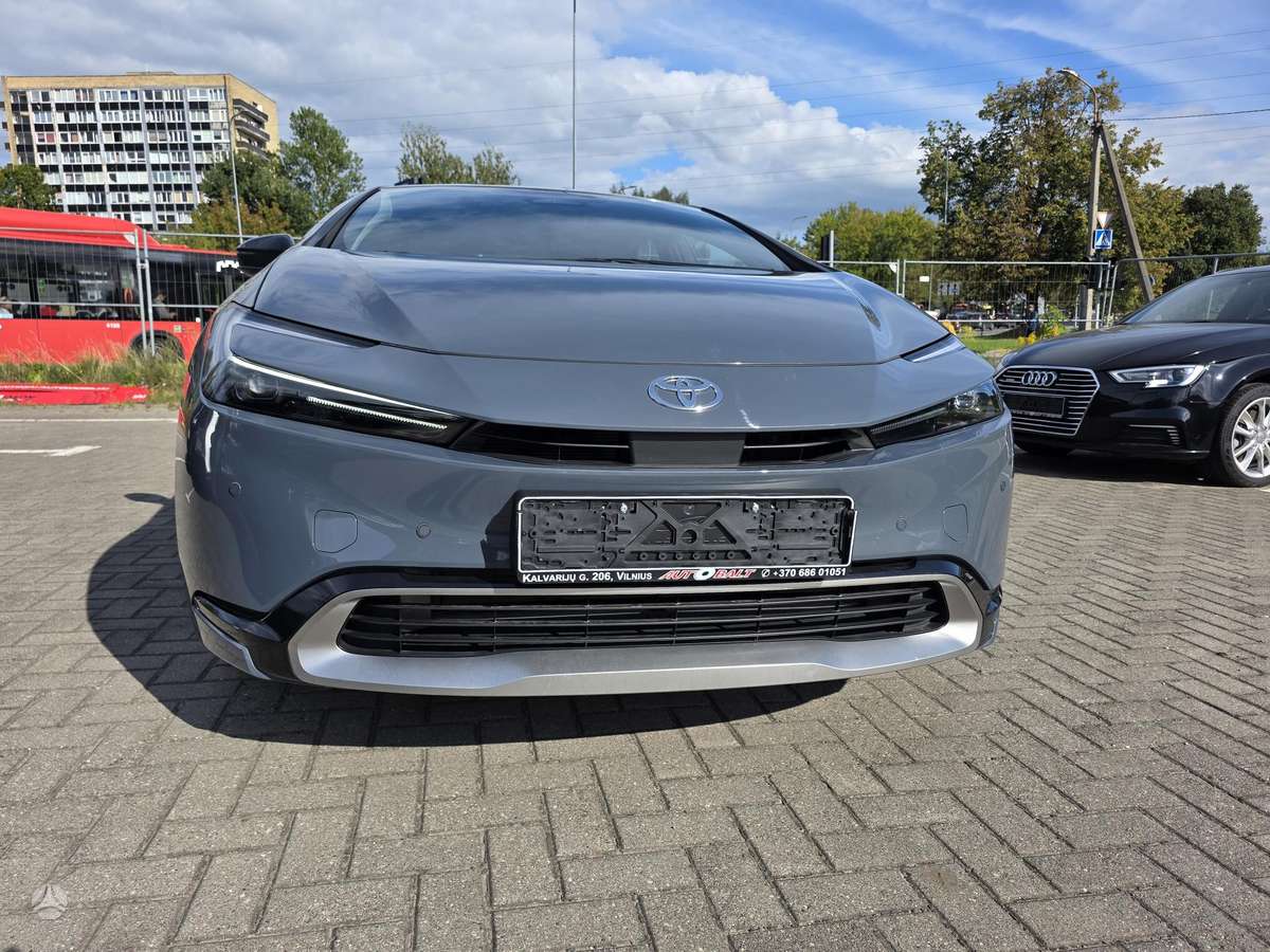 Toyota Prius - 2