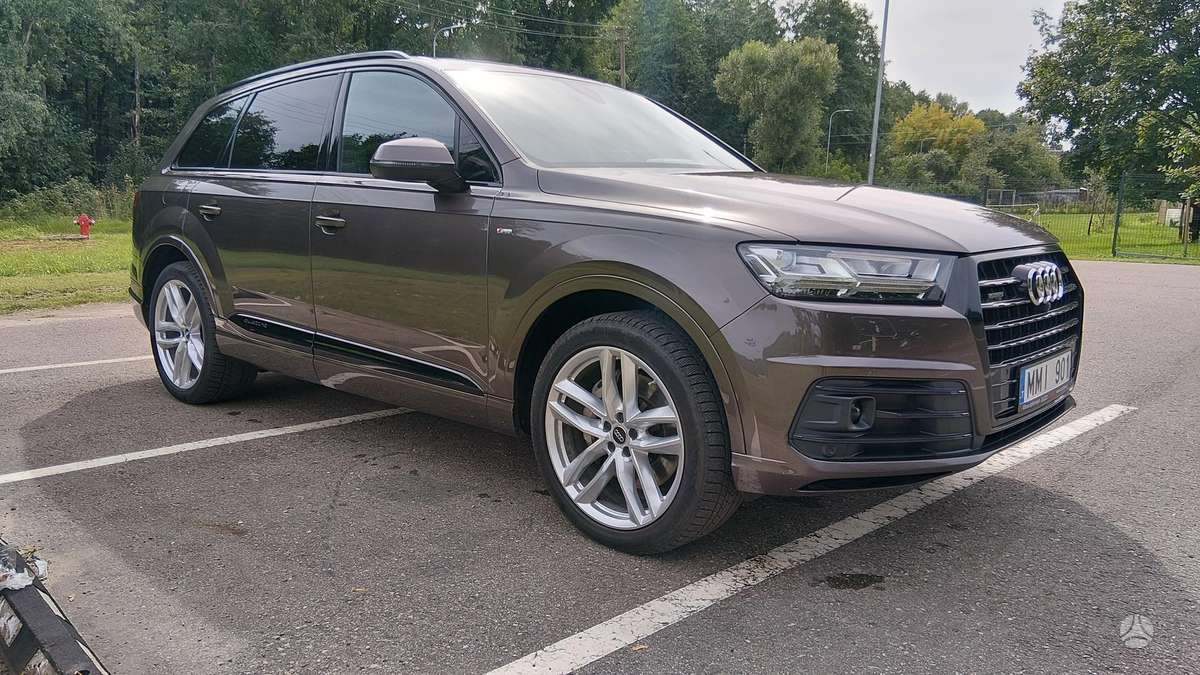 Audi Q7, 3.0 l., off-road / crossover