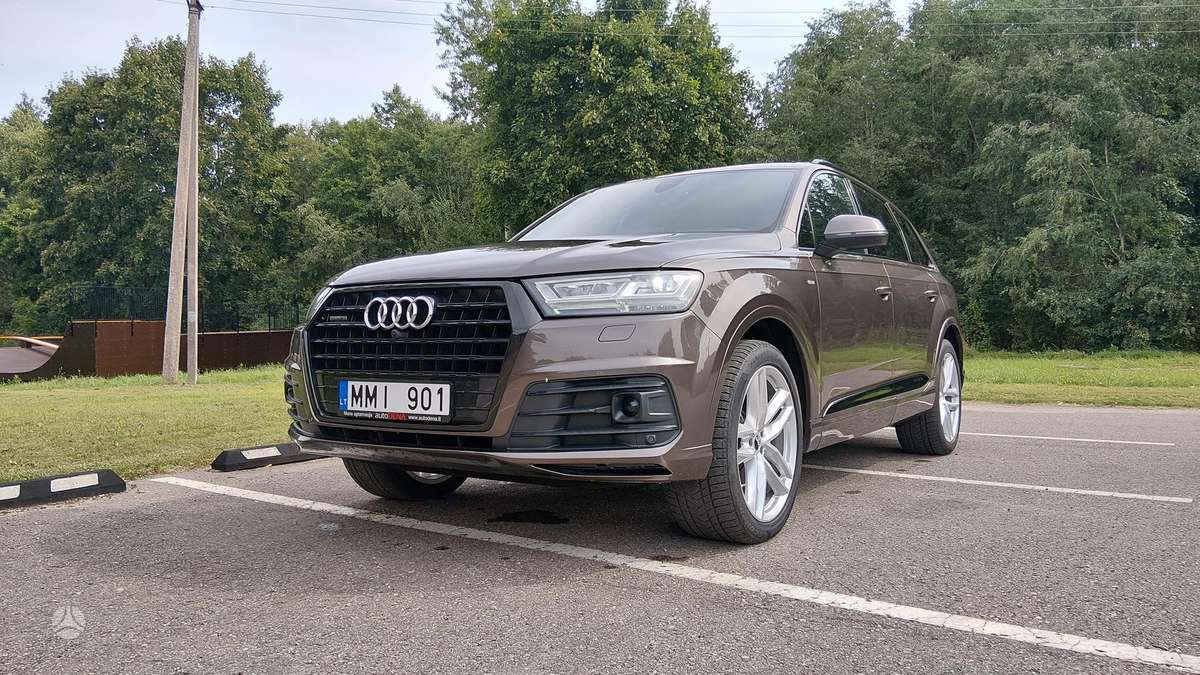 Audi Q7, 3.0 l., off-road / crossover