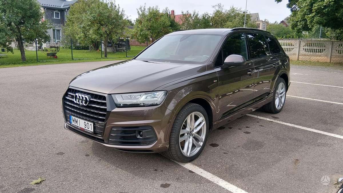 Audi Q7, 3.0 l., off-road / crossover