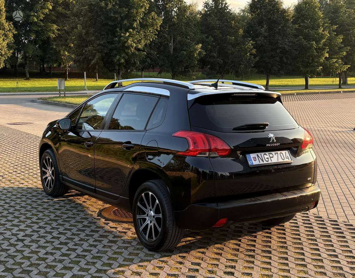 Peugeot 2008 - 6