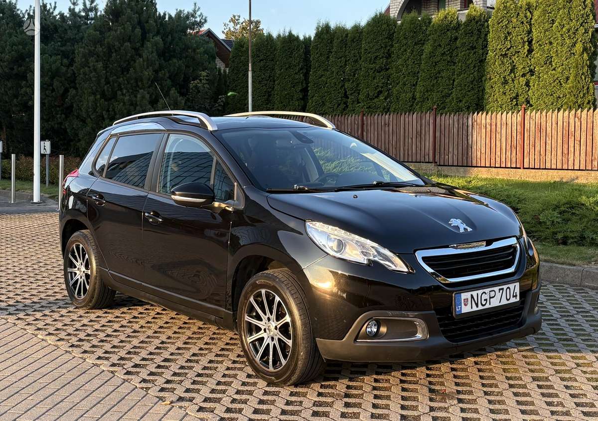 Peugeot 2008 - 9