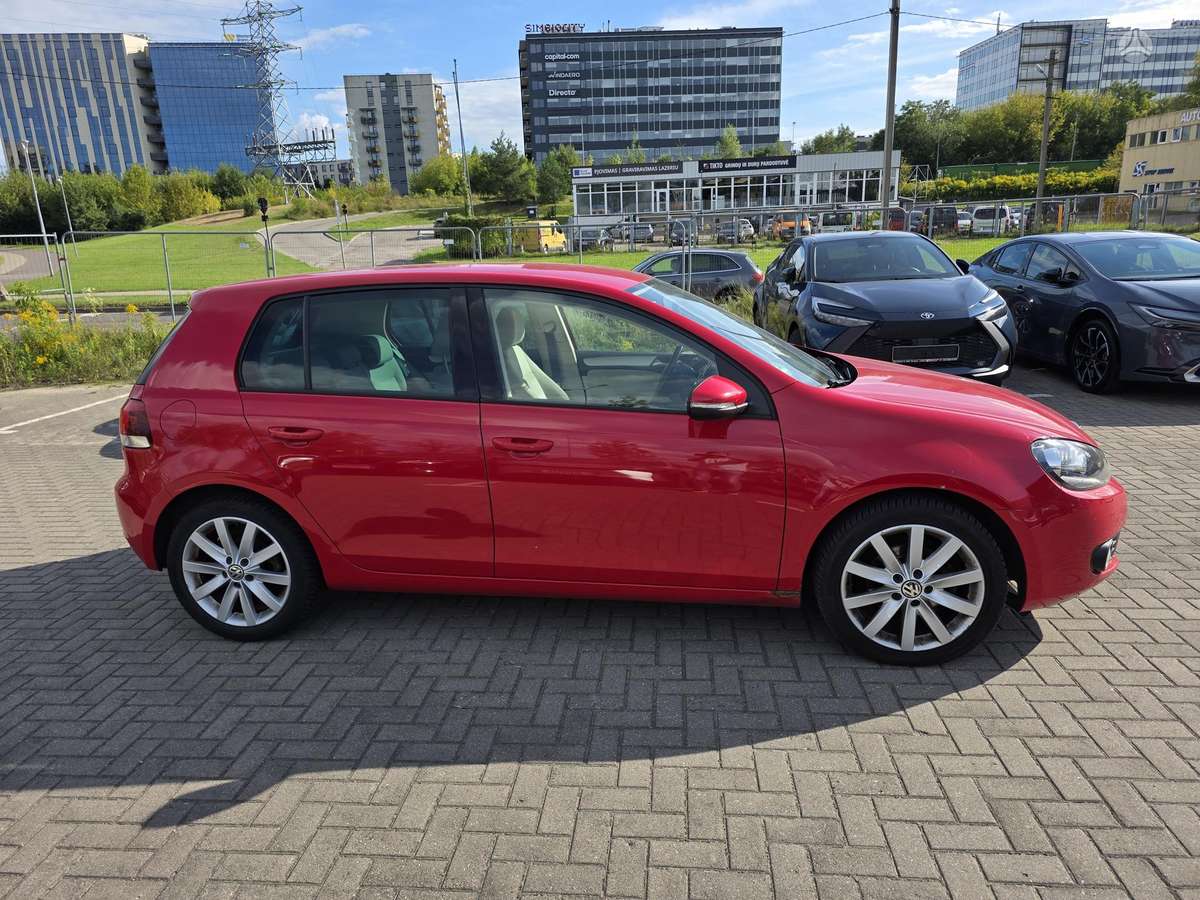 Volkswagen Golf - 3