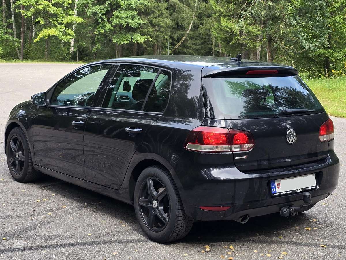 Volkswagen Golf - 3