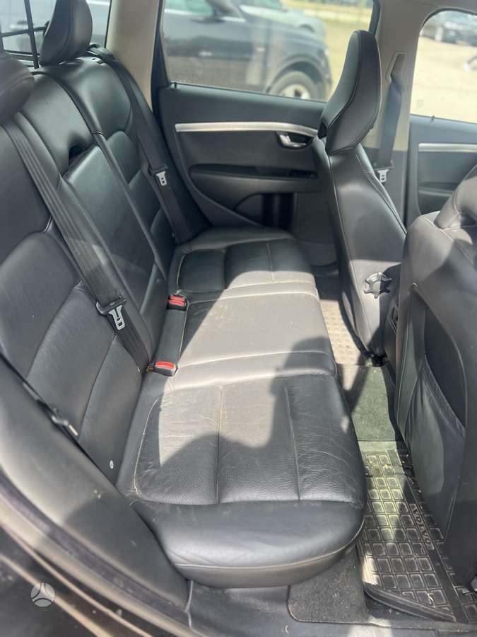 Volvo V70, 2.4 l., Универсал