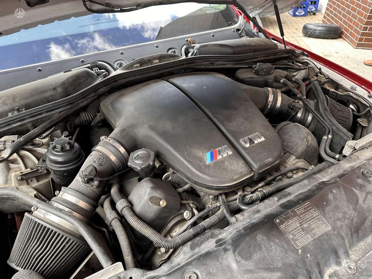 BMW M5, 5.0 l., Седан