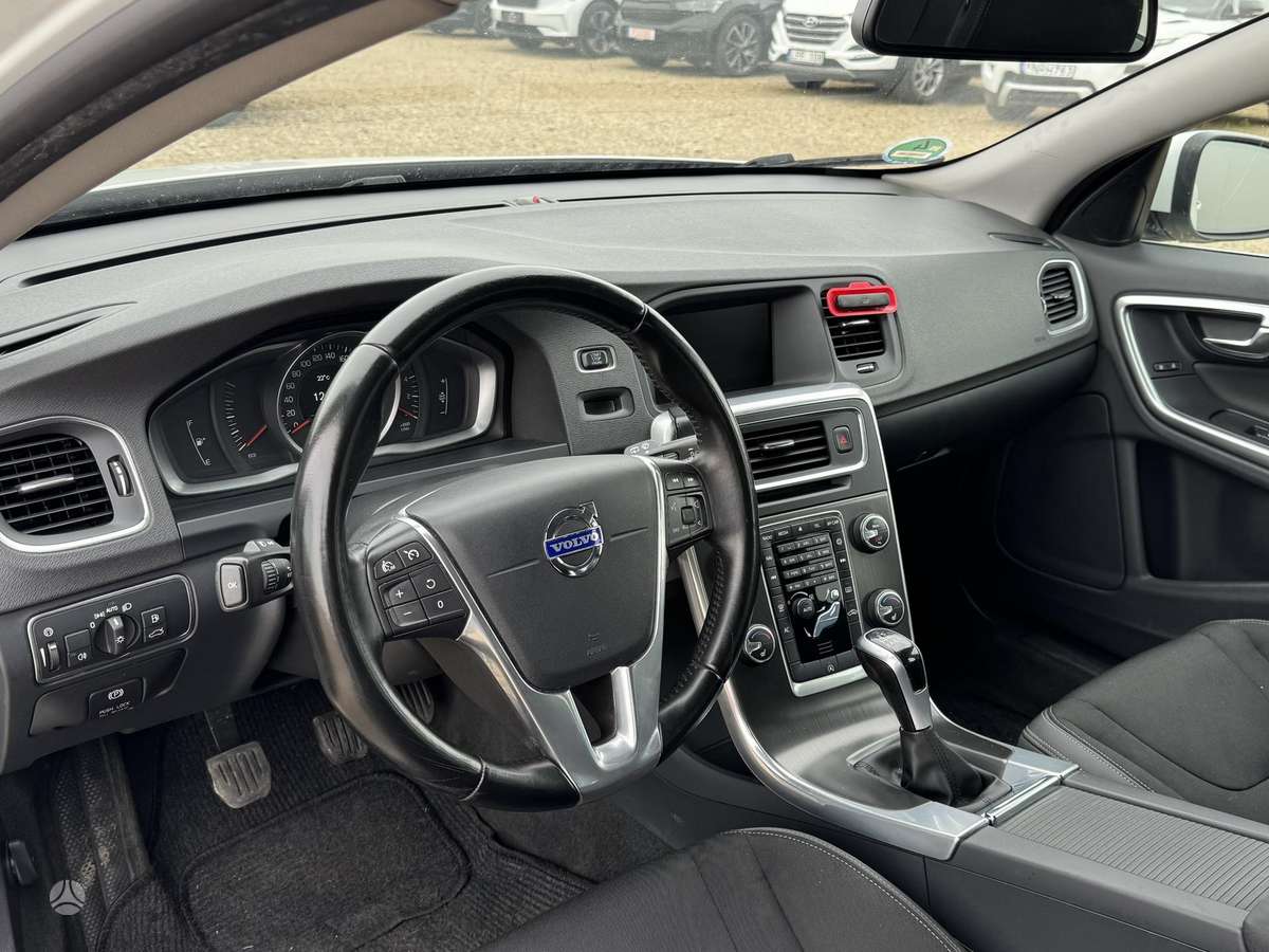 Volvo V60, 2.0 l., Универсал