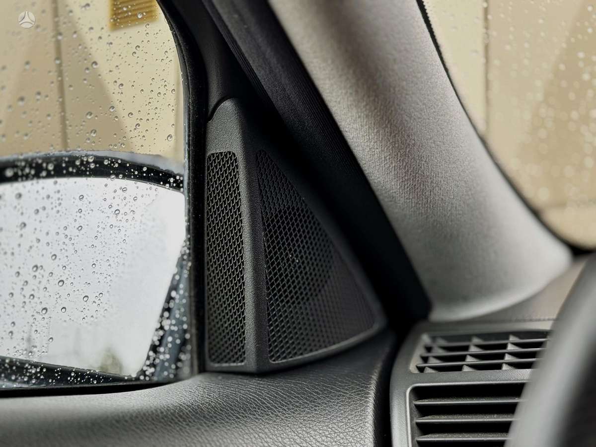 Mercedes-Benz E320, 3.2 l., Универсал