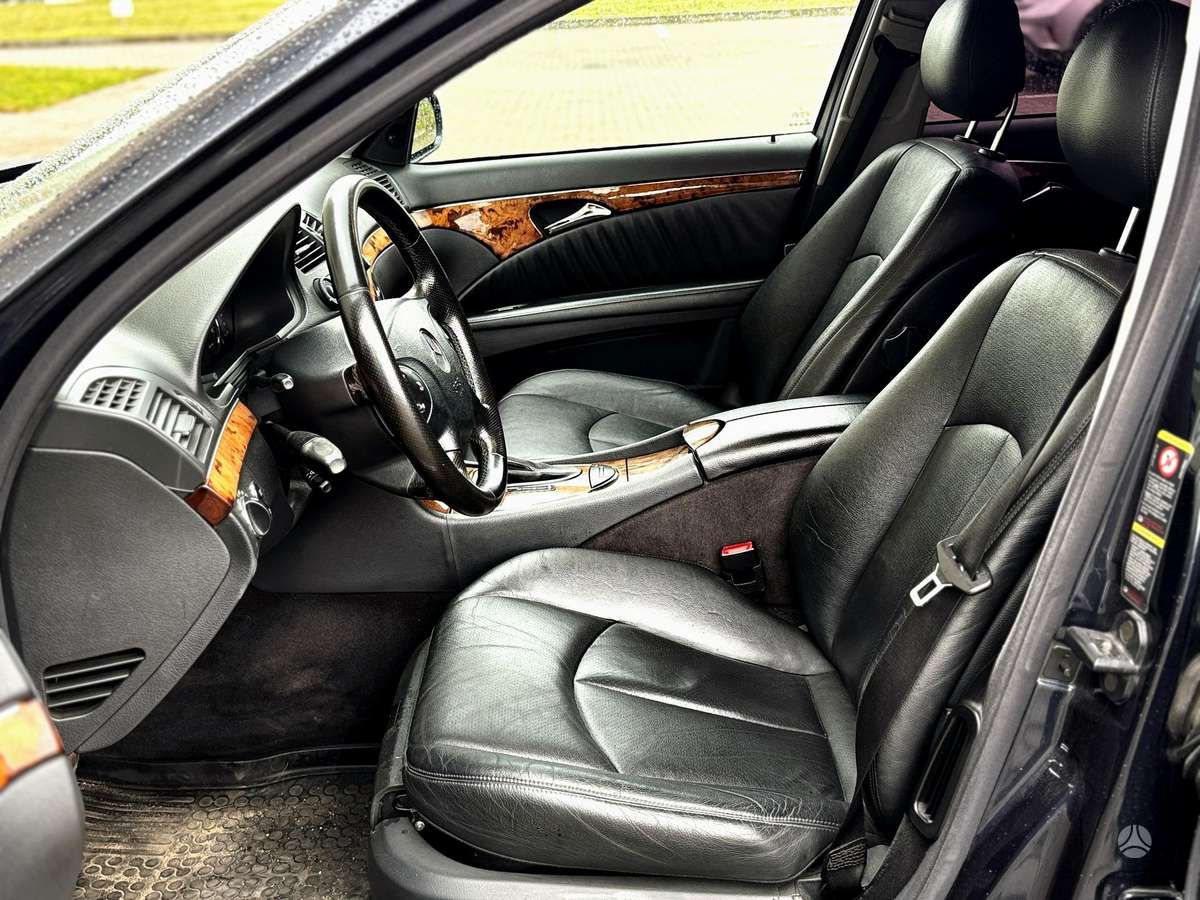 Mercedes-Benz E320, 3.2 l., Универсал