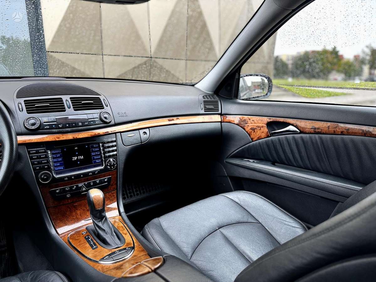 Mercedes-Benz E320, 3.2 l., Универсал