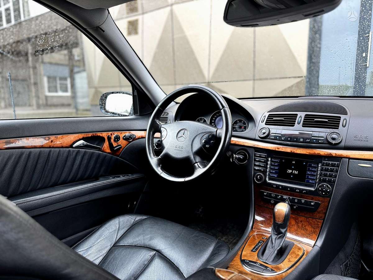 Mercedes-Benz E320, 3.2 l., Универсал