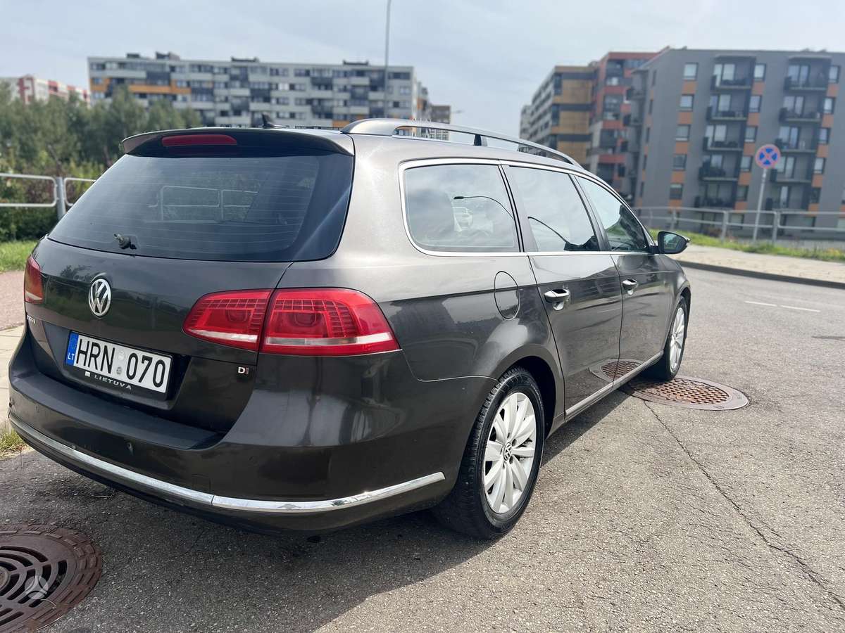 Volkswagen Passat - 3