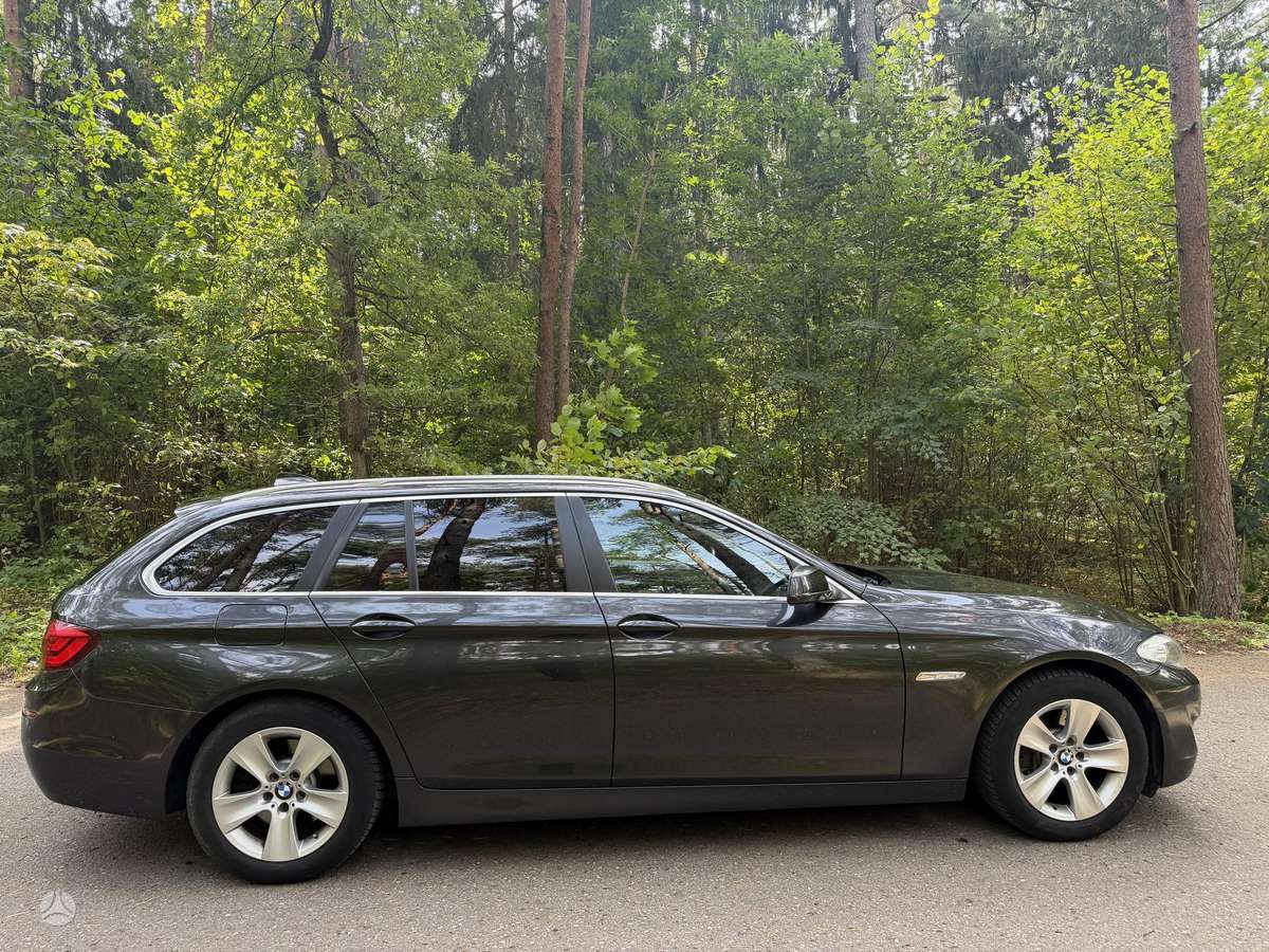 BMW 525, 2.0 l., Универсал