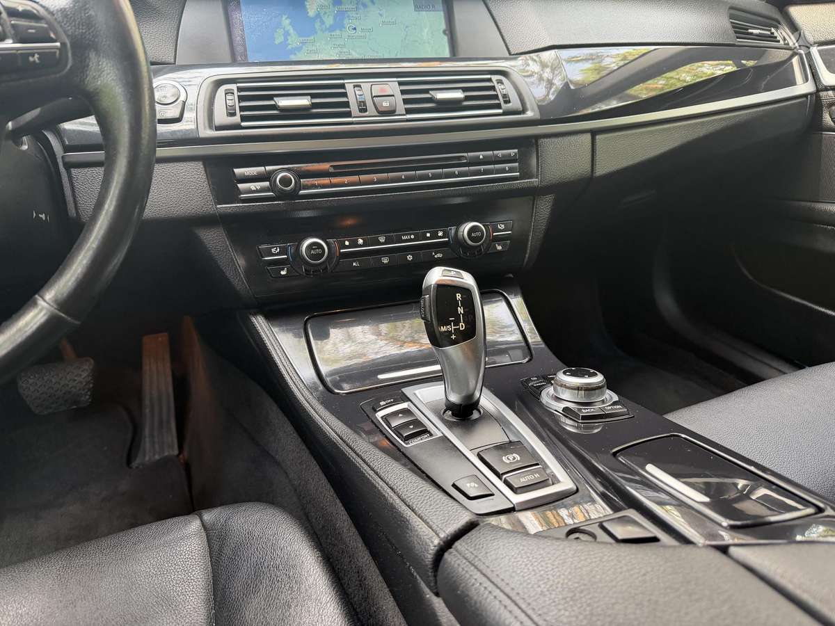 BMW 525, 2.0 l., universalas