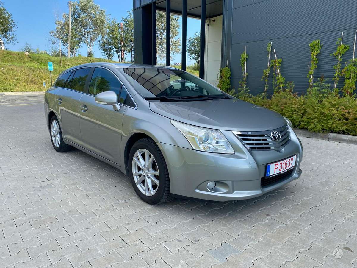 Toyota Avensis, 1.8 l., Универсал