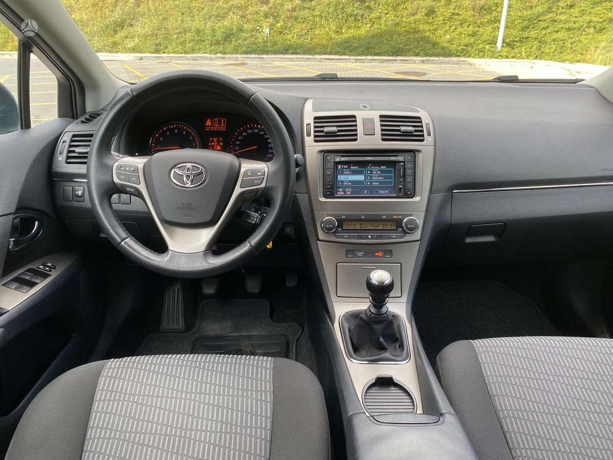 Toyota Avensis, 1.8 l., Универсал
