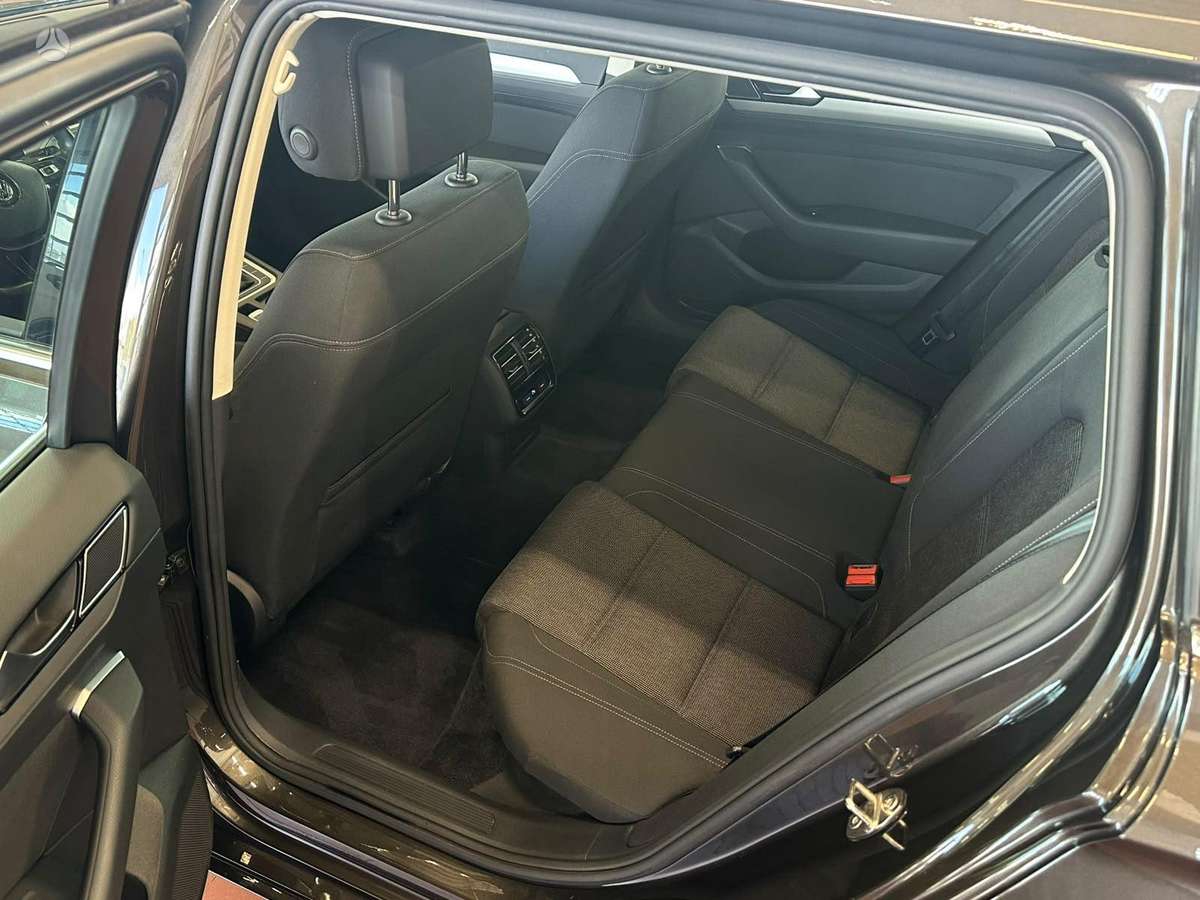 Volkswagen Passat, 1.4 l., Универсал