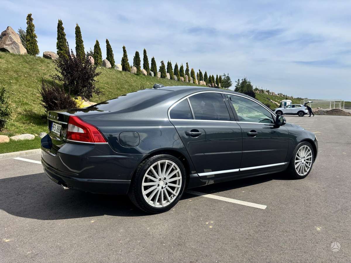 Volvo S80, 3.0 l., Седан