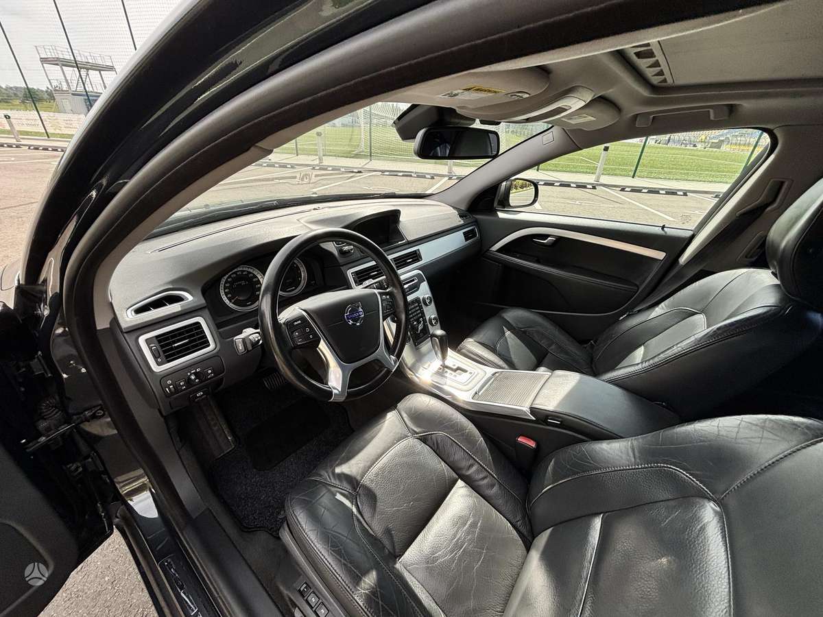 Volvo S80, 3.0 l., Седан