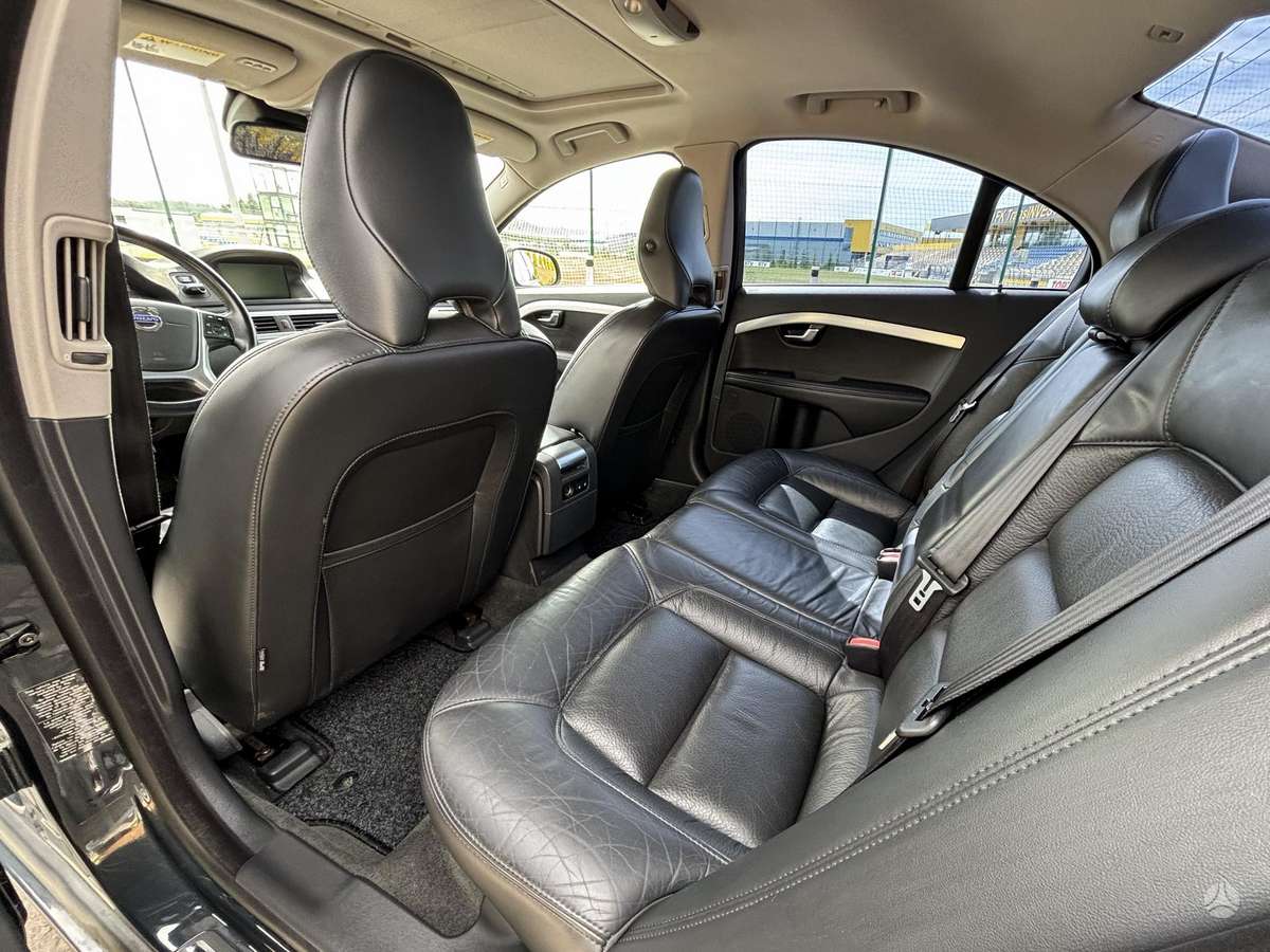 Volvo S80, 3.0 l., Седан