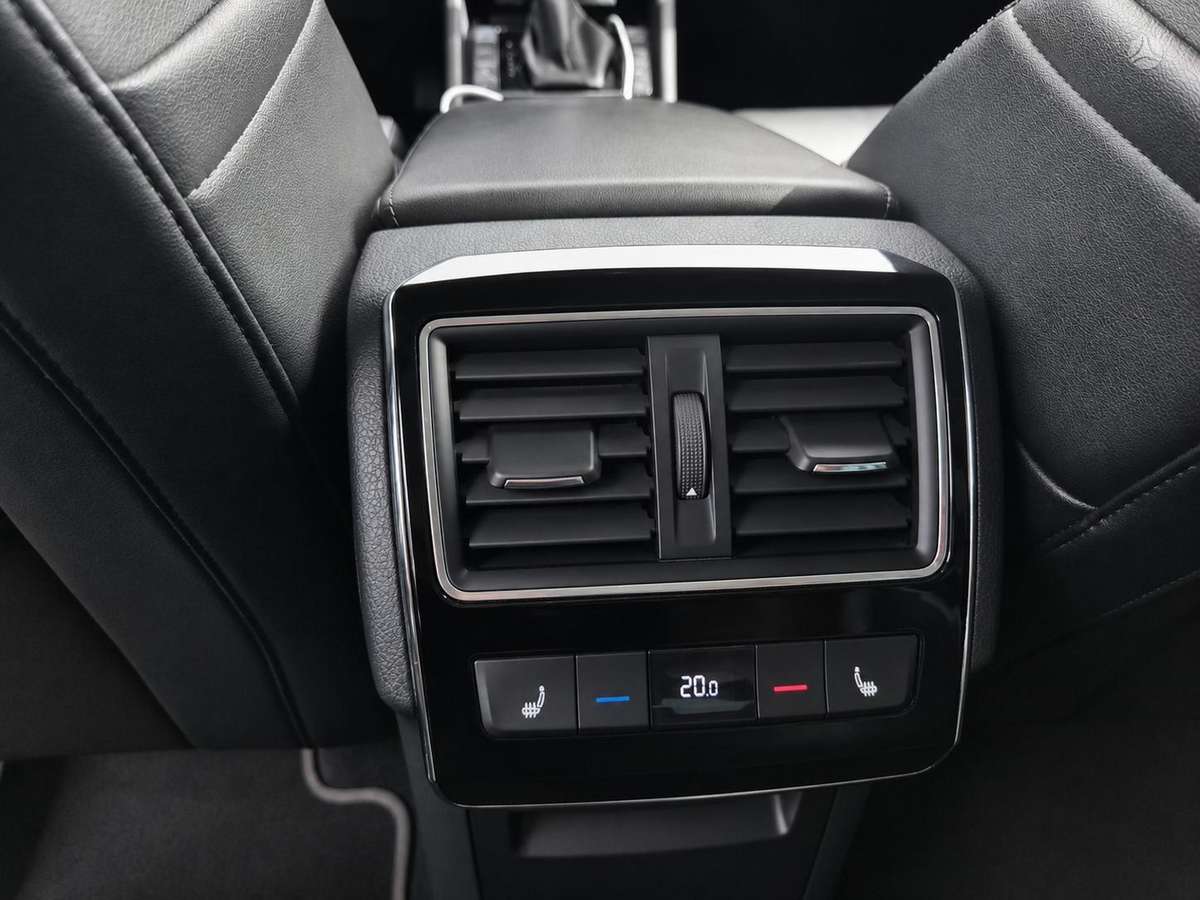 Skoda Superb, 1.8 l., Хэтчбек